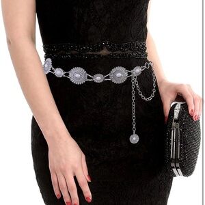 Amazon Silver Chain Belt with Tassel Detail